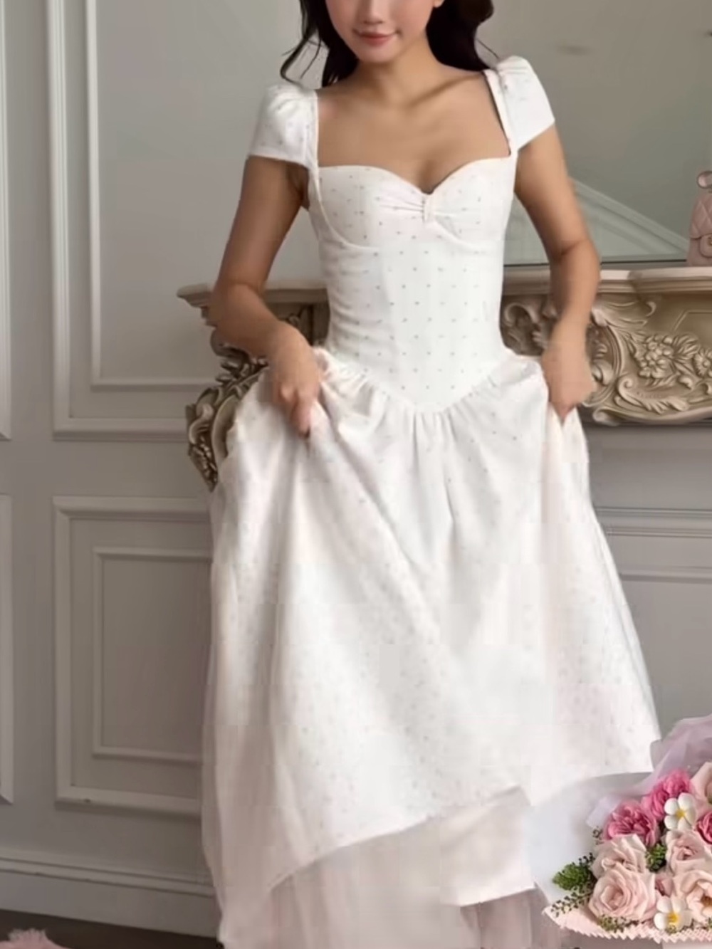 JUBIN White Polka Dot Midi Dress with Sweetheart Neckline